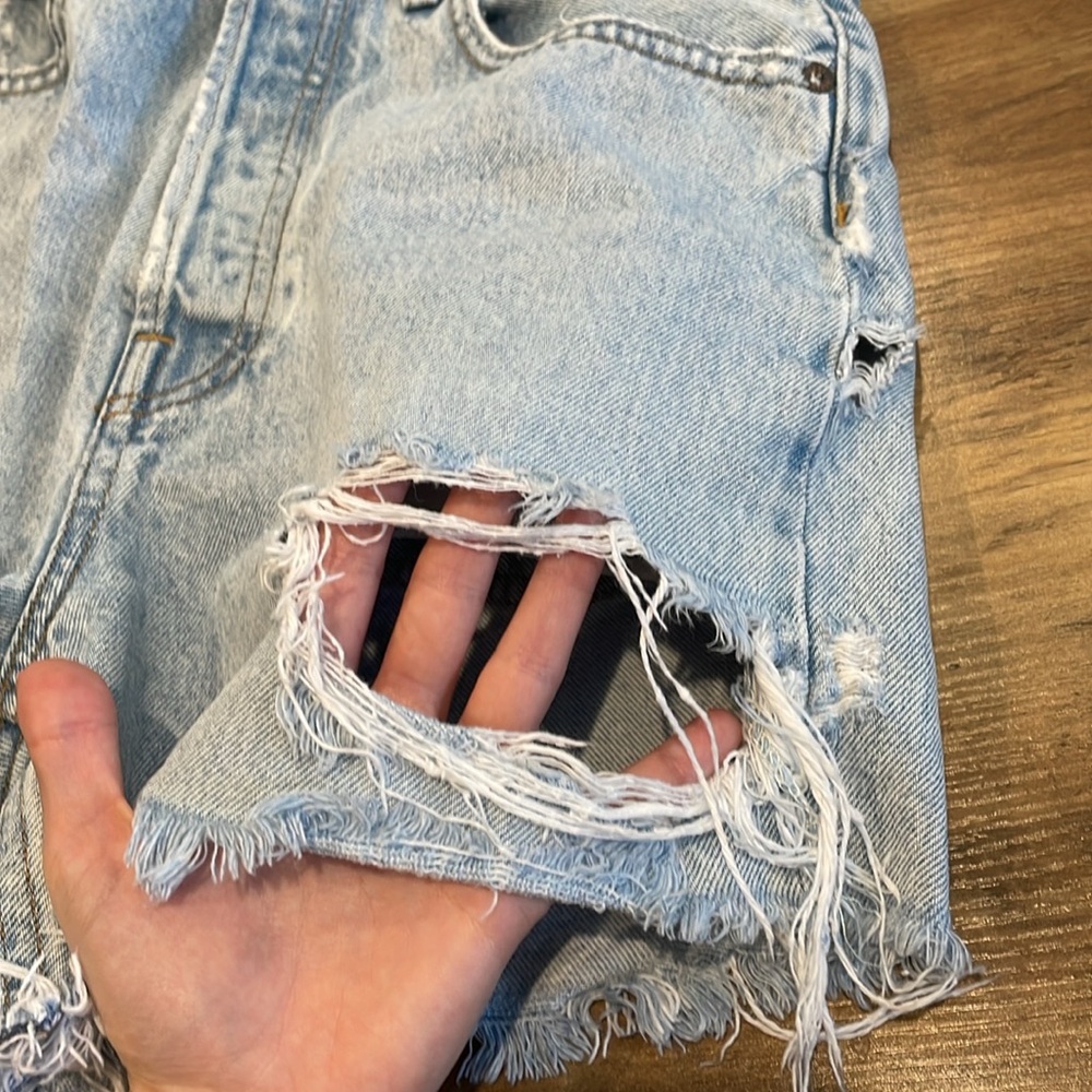 AGOLDE Riley Short - Picture 16 of 16